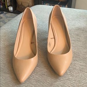 Tan heels